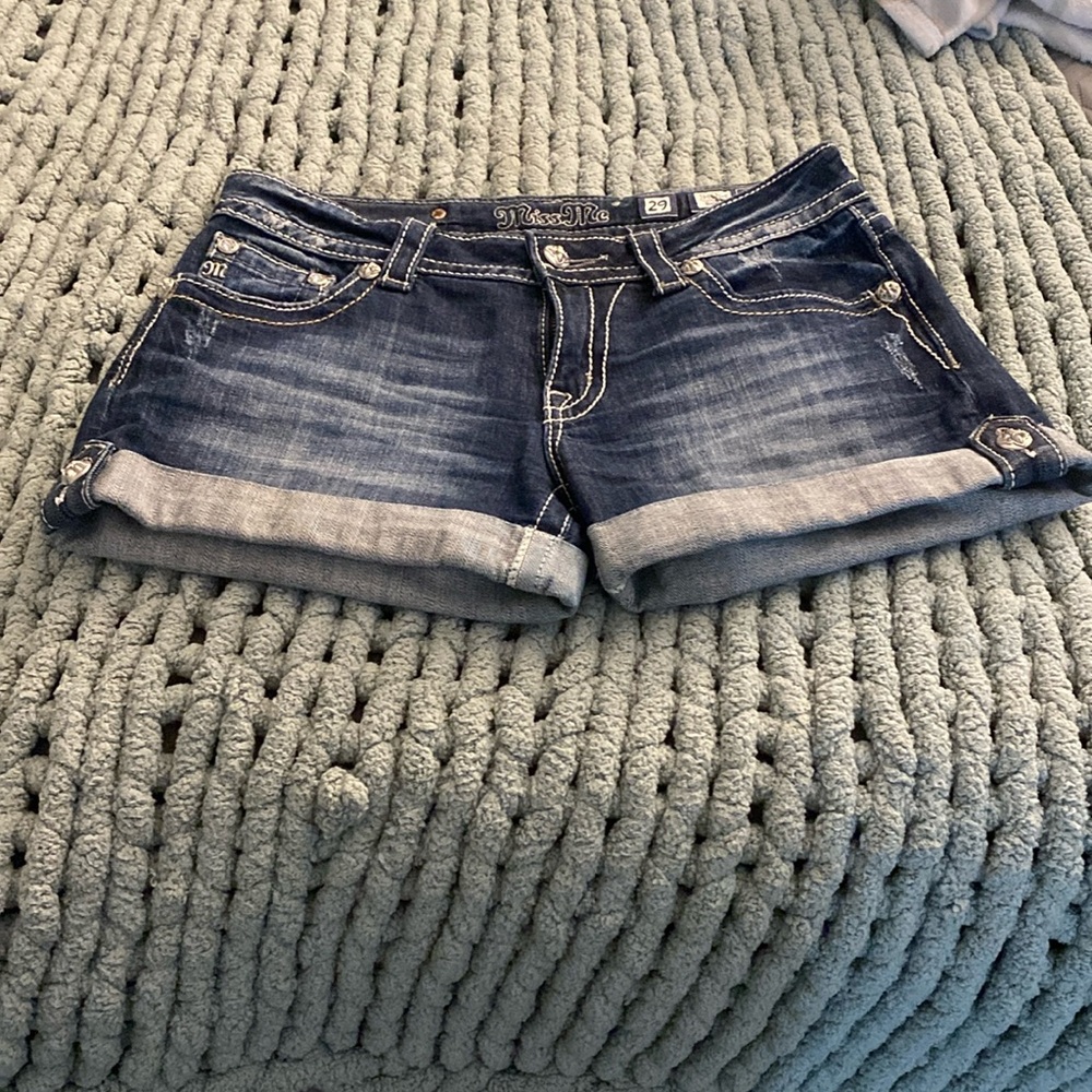 Miss me shorts size 29